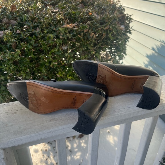 Miss Eliza pump. The office of Angela Scott. - Picture 6 of 11